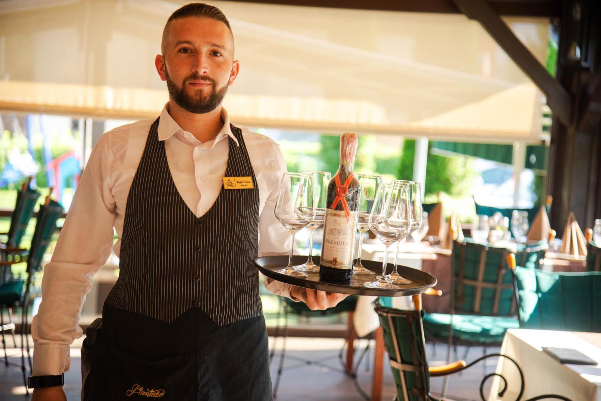 Hotel Dvor Bijelo Polje Eksteriør bilde